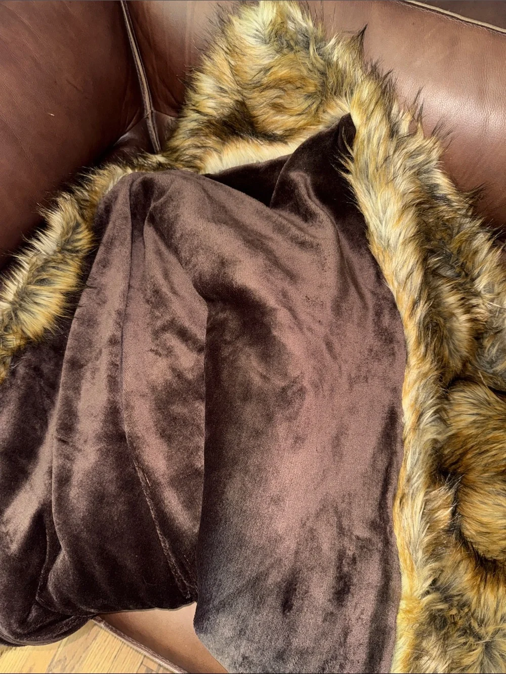 Lux Faux Fur Throw Blanket in Warm Fuax Fur Brown